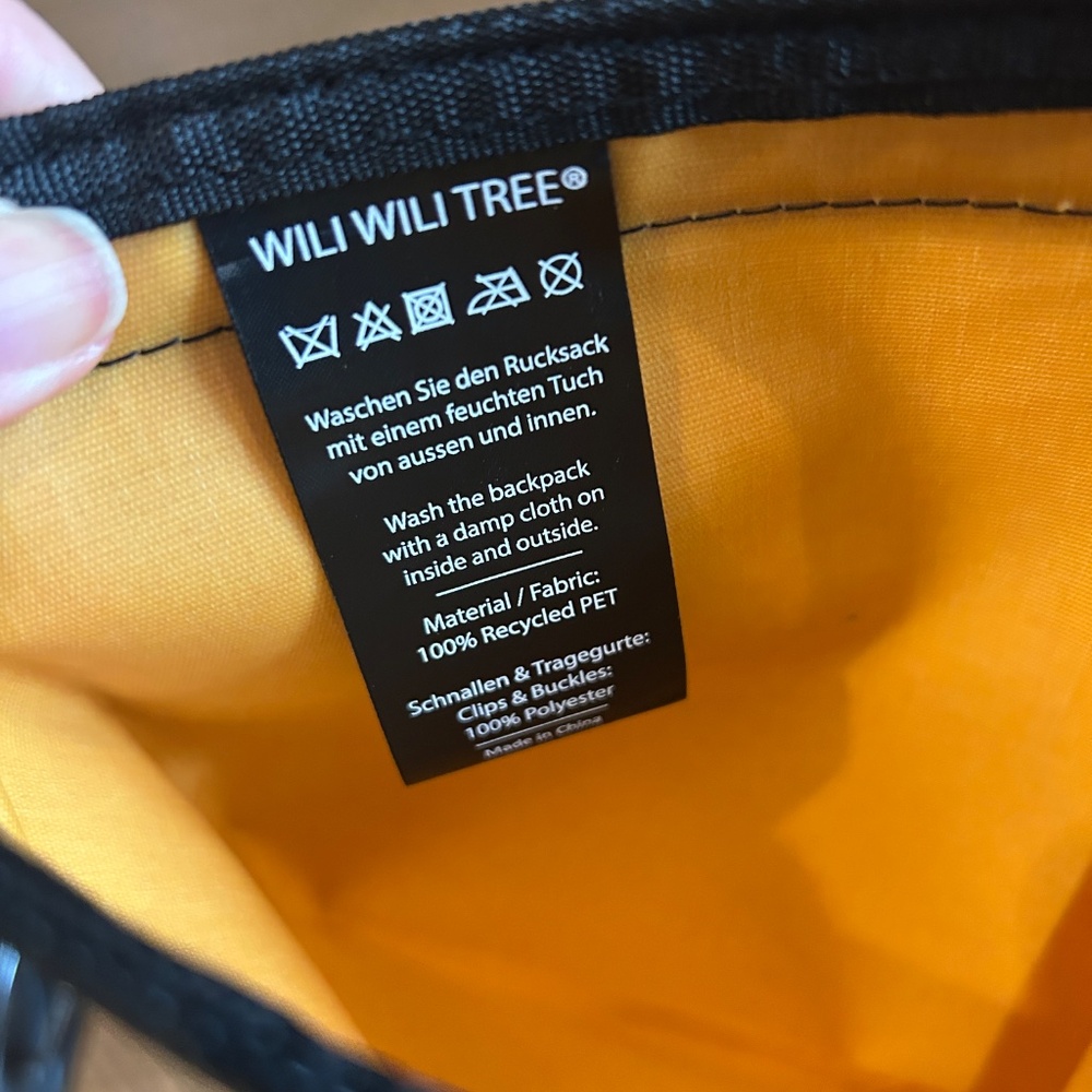 NEW Wili Wili Tree Dry Bag (7L) - Picture 5 of 8